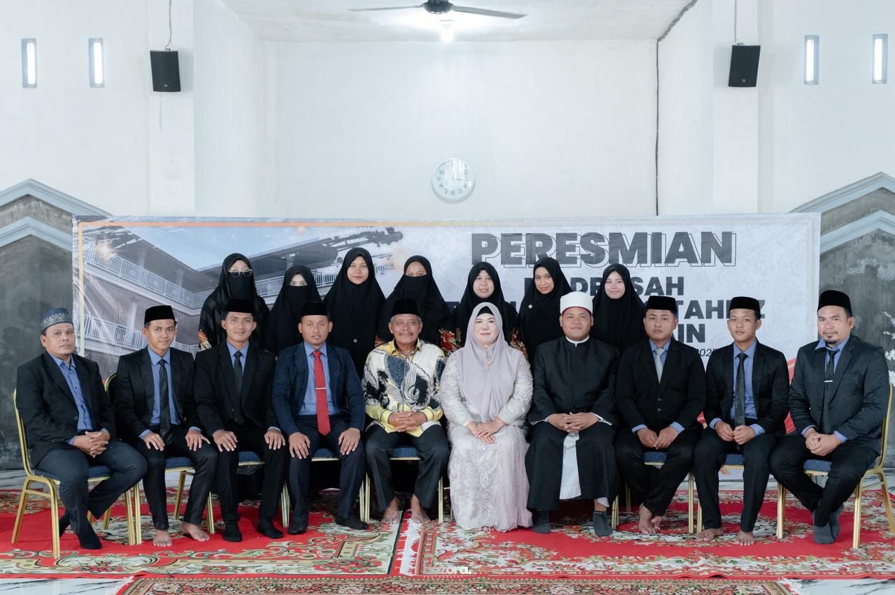 Pimpinan Pondok Pesantren Al-Haramain Rantauprapat